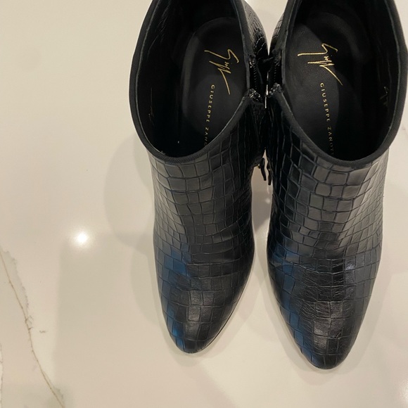 Giuseppe Zanotti, Black Ankle Bootie, Size 37.5 (Gently Used) - Picture 5 of 9
